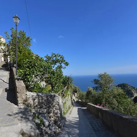 Eustachio ヴィラ *