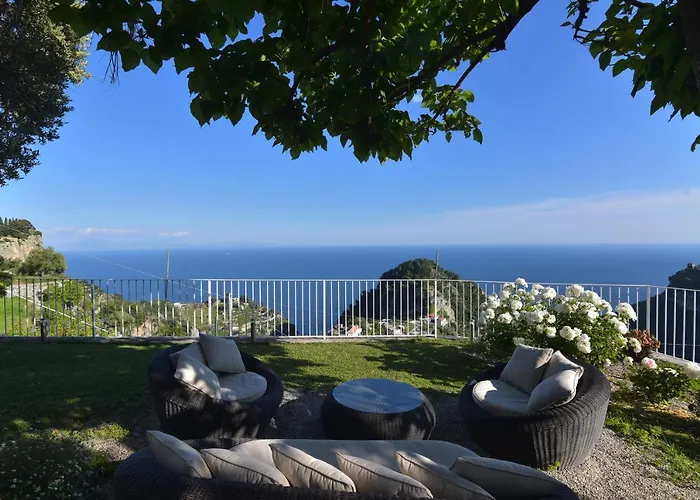 Eustachio Villa Scala